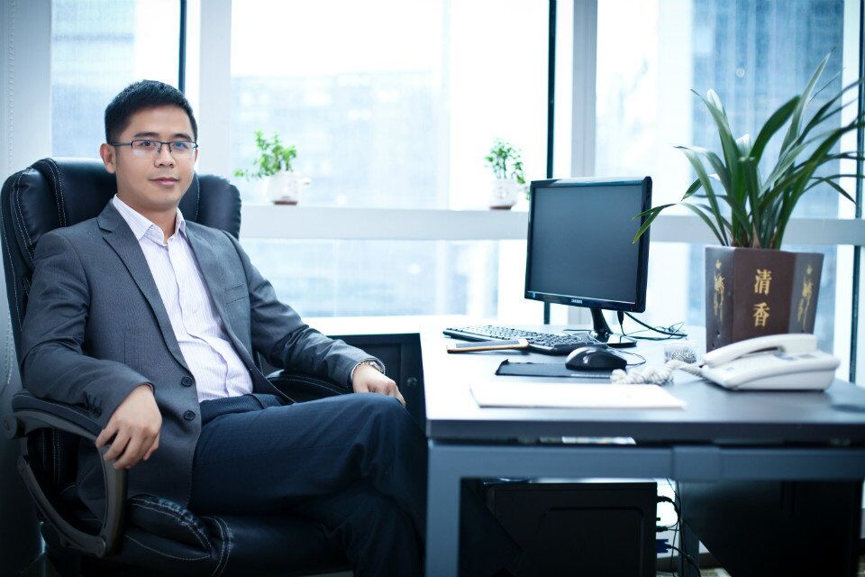 �����L��